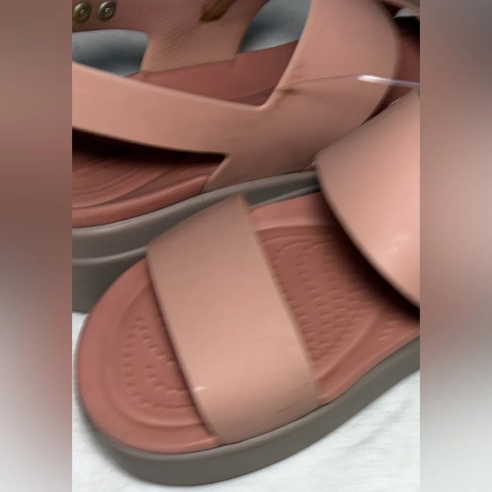 CROCS Brooklyn Pink/Tan Wedge‎ Fashion Sandals Sz 7